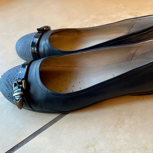 Ecco ballet flats